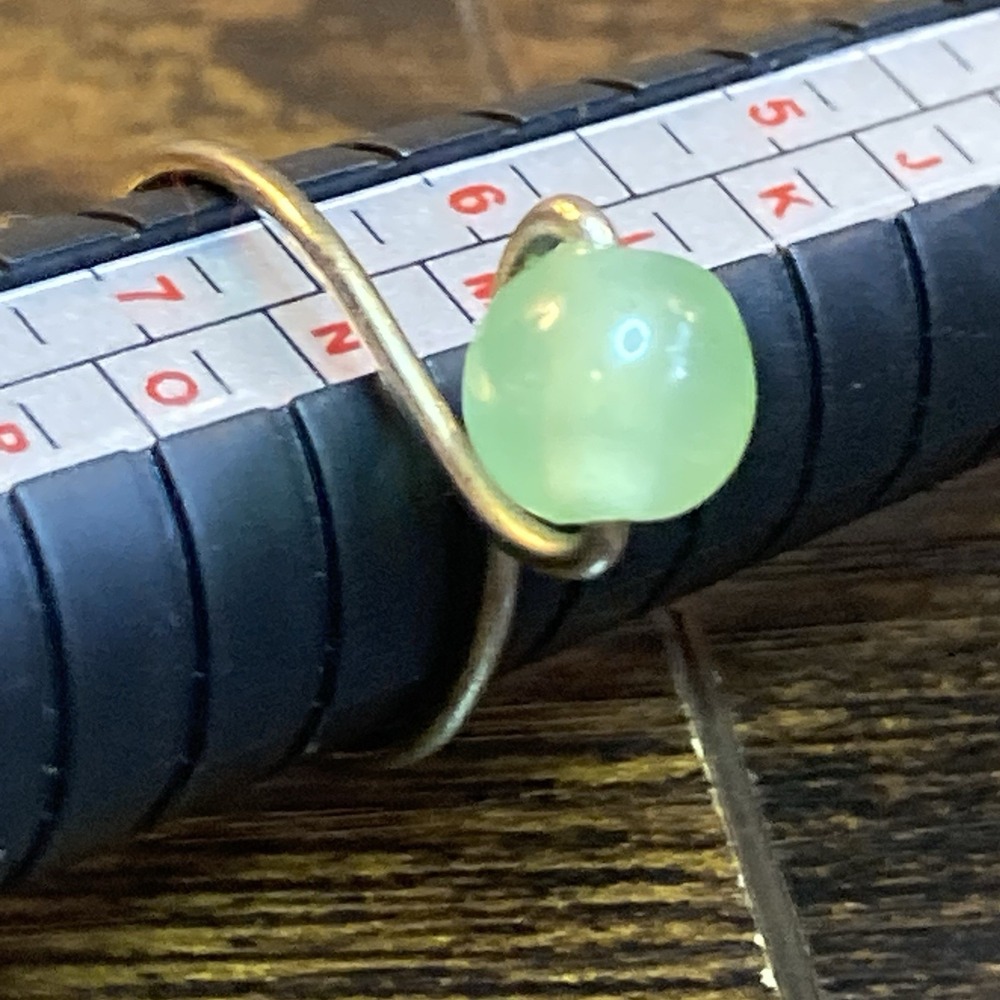 Wire Wrap Ring Size 6.5‎ Light Green Bead Silver Tone Minimalist Freeform